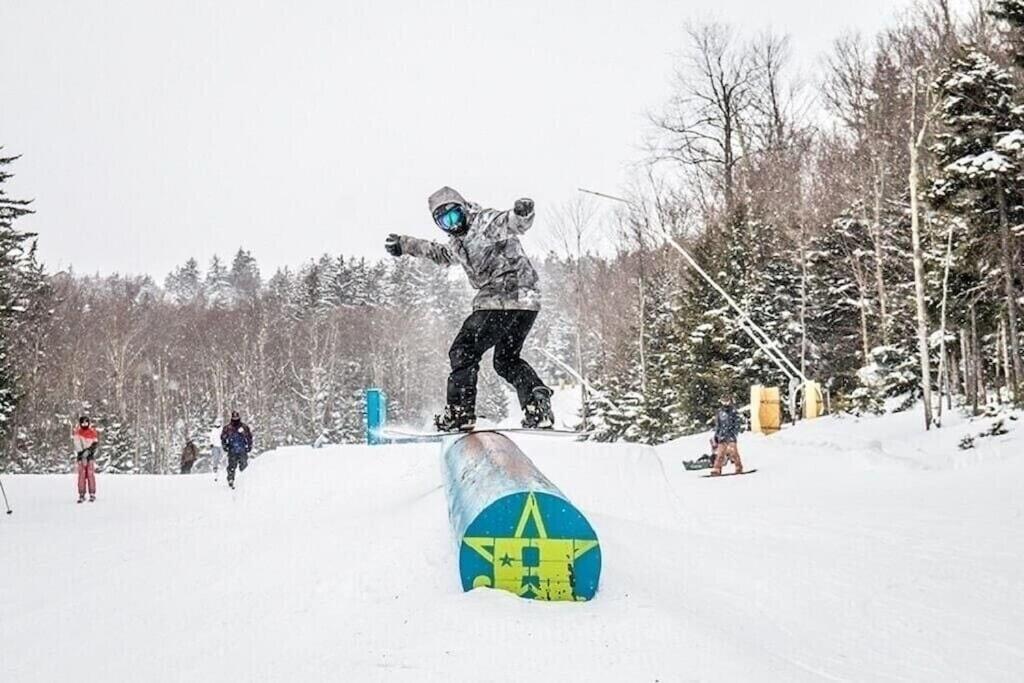 Enjoy The Long Range View, Ski In N Out Top Of The Mountain Condo Snowshoe Luaran gambar